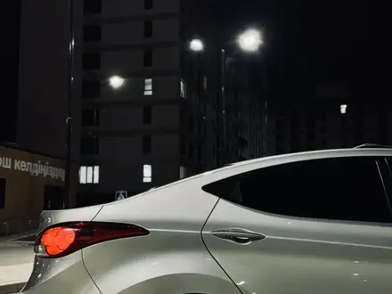 Hyundai Elantra 2011 года за 5 200 000 тг. в Атырау – фото 3