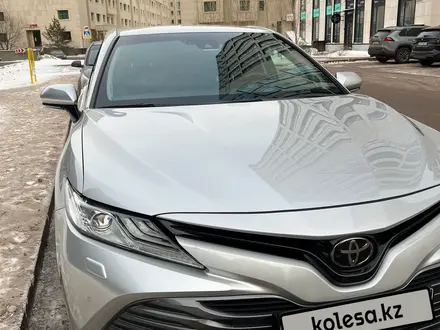 Toyota Camry 2020 года за 17 000 000 тг. в Астана – фото 3