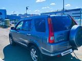 Honda CR-V 2004 года за 4 400 000 тг. в Караганда – фото 3