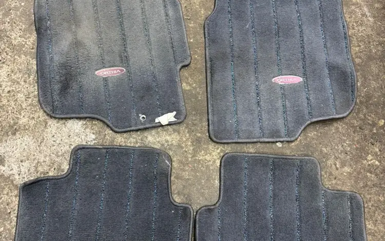 Ковры полики салона оригинал привозные из Японии! за 10 000 тг. в Алматы