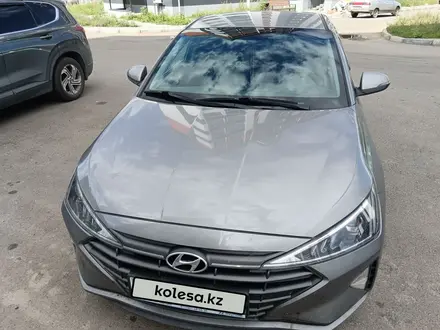 Hyundai Elantra 2020 года за 8 570 000 тг. в Усть-Каменогорск – фото 2