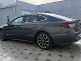 Hyundai Sonata 2022 года за 12 500 000 тг. в Атырау – фото 5