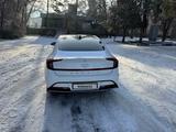 Hyundai Sonata 2023 годаfor13 250 000 тг. в Алматы – фото 5