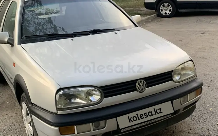 Volkswagen Golf 1993 года за 900 000 тг. в Астана