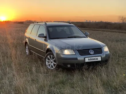 Volkswagen Passat 2004 года за 2 700 000 тг. в Астана