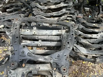 Балка — подрамник Toyota за 20 000 тг. в Алматы
