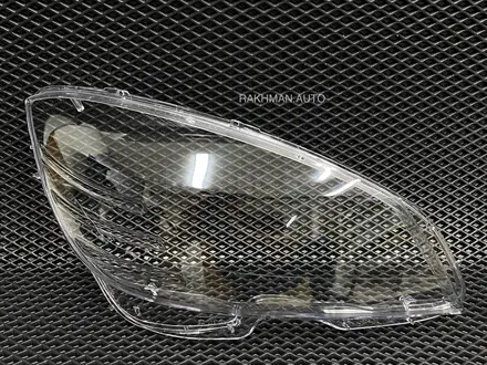 Mercedes W204 W205 Стекла на Фары за 15 000 тг. в Астана – фото 2