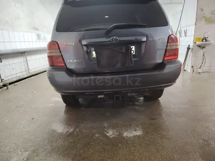 Toyota Highlander 2002 года за 8 000 000 тг. в Усть-Каменогорск – фото 4