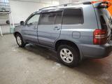 Toyota Highlander 2002 годаүшін8 000 000 тг. в Усть-Каменогорск – фото 3