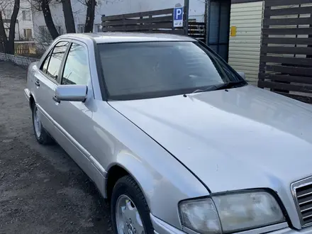 Mercedes-Benz C 200 1994 года за 1 550 000 тг. в Кокшетау – фото 4