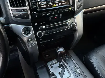 Toyota Land Cruiser 2012 года за 19 500 000 тг. в Астана – фото 9