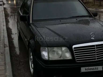 Mercedes-Benz E 300 1995 годаүшін2 700 000 тг. в Актау – фото 8