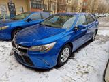 Toyota Camry 2017 года за 8 500 000 тг. в Актобе – фото 5