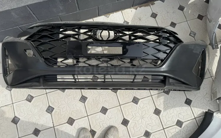 Бампер передний за 100 000 тг. в Атырау