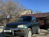 Toyota RAV4 1995 годаүшін2 950 000 тг. в Тараз – фото 2