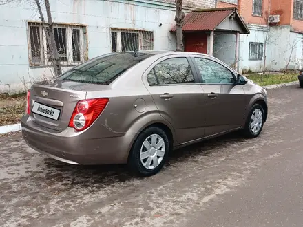 Chevrolet Aveo 2014 года за 2 700 000 тг. в Астана – фото 4