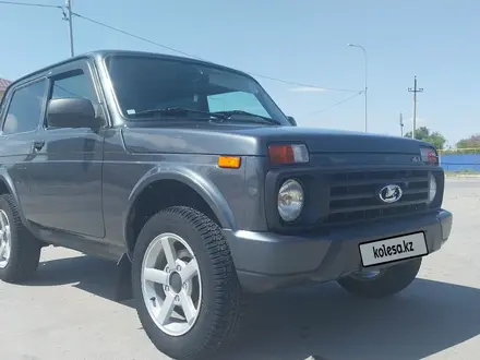 ВАЗ (Lada) Lada 2121 2019 года за 4 400 000 тг. в Атырау – фото 2