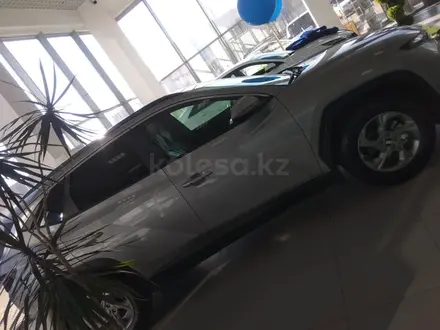 Hyundai Tucson 2022 года за 10 500 000 тг. в Уральск – фото 2