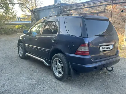 Mercedes-Benz ML 230 1999 года за 3 600 000 тг. в Усть-Каменогорск – фото 2