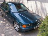 BMW 320 1994 годаүшін900 000 тг. в Алматы