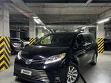 Toyota Sienna 2015 года за 9 300 000 тг. в Алматы