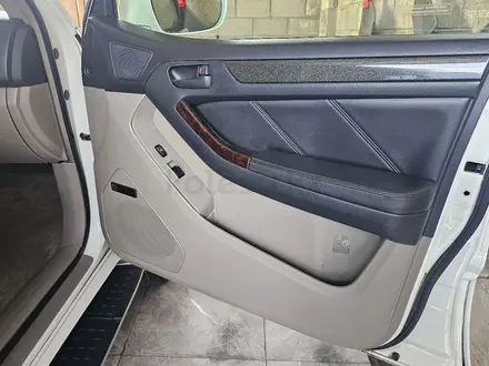 Toyota 4Runner 2004 года за 10 850 000 тг. в Алматы – фото 52