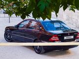 Mercedes-Benz C 32 AMG 2003 годаүшін7 800 000 тг. в Актобе – фото 4