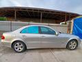 Mercedes-Benz E 320 2003 года за 5 300 000 тг. в Шымкент – фото 3