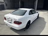 Mercedes-Benz CLK 320 1998 года за 2 300 000 тг. в Алматы – фото 2