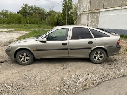 Opel Vectra 1996 года за 1 500 000 тг. в Петропавловск – фото 4