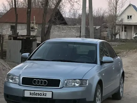 Audi A4 2001 года за 2 300 000 тг. в Алматы – фото 2