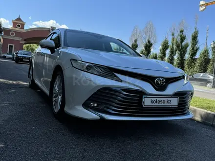 Toyota Camry 2021 года за 17 500 000 тг. в Алматы – фото 11