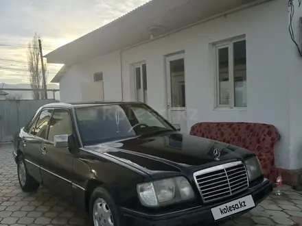 Mercedes-Benz E 220 1994 года за 2 000 000 тг. в Тараз – фото 10