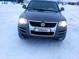 Volkswagen Touareg 2007 годаfor5 000 000 тг. в Астана – фото 3