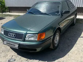 Audi 100