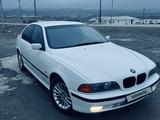 BMW 528 1996 года за 2 100 000 тг. в Актау – фото 3