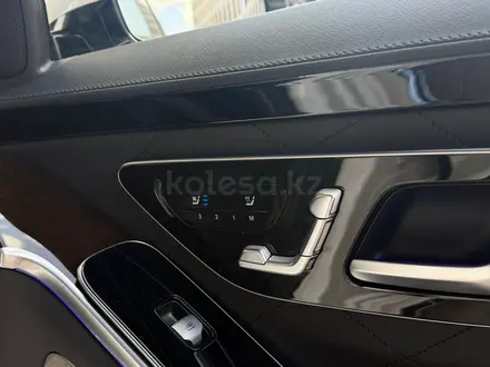 Mercedes-Benz S 500 2021 года за 63 000 000 тг. в Астана – фото 24