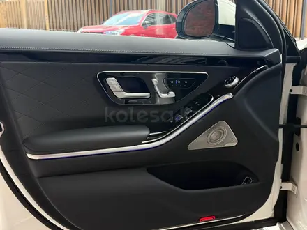 Mercedes-Benz S 500 2021 года за 63 000 000 тг. в Астана – фото 30