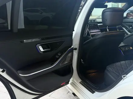 Mercedes-Benz S 500 2021 года за 63 000 000 тг. в Астана – фото 38