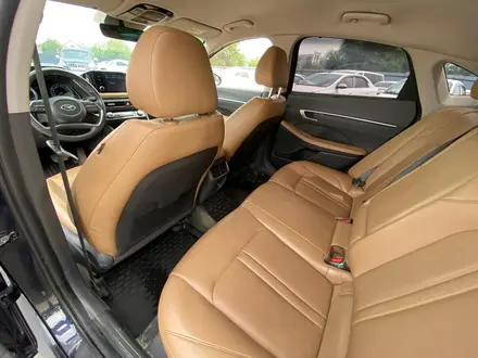 Hyundai Sonata 2022 года за 9 213 000 тг. в Алматы – фото 10
