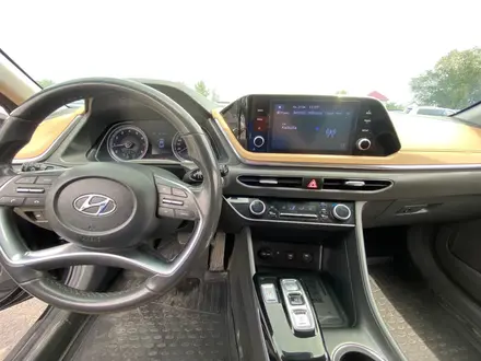 Hyundai Sonata 2022 года за 9 213 000 тг. в Алматы – фото 15
