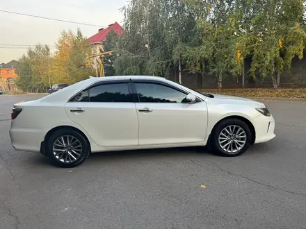 Toyota Camry 2016 года за 11 400 000 тг. в Алматы – фото 20