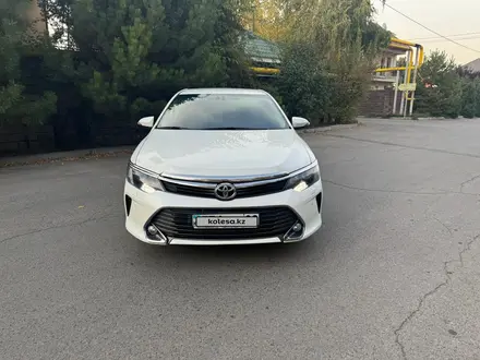 Toyota Camry 2016 года за 11 400 000 тг. в Алматы – фото 23