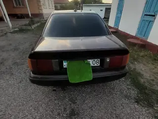 Audi 100