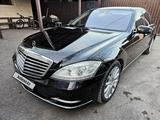 Mercedes-Benz S 500 2010 годаүшін10 500 000 тг. в Астана – фото 4