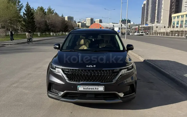 Kia Carnival 2022 года за 14 900 000 тг. в Астана
