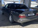 Mercedes-Benz E 320 1990 года за 2 300 000 тг. в Павлодар – фото 3