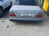 Mercedes-Benz E 230 1991 года за 800 000 тг. в Астана – фото 4