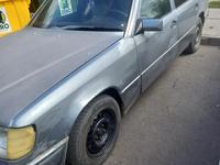 Mercedes-Benz E 230 1991 годаүшін800 000 тг. в Астана