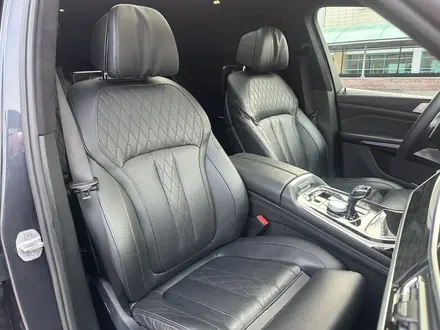 BMW X7 2020 года за 40 000 000 тг. в Алматы – фото 10